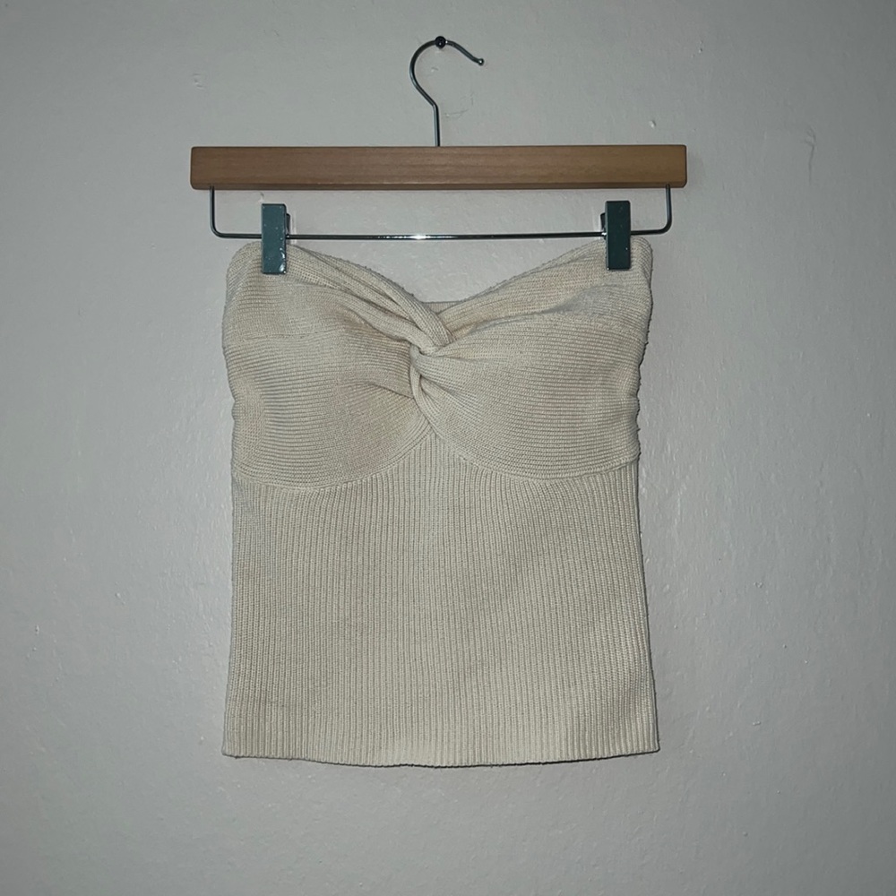 Knit strapless top